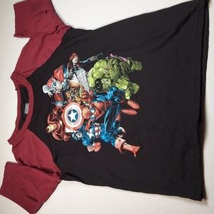 Marvel Superheroes Tee Size Medium